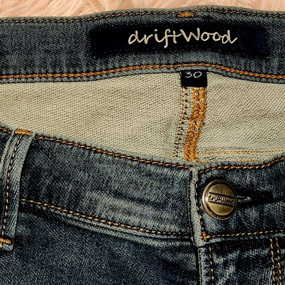 Driftwood embroided jeans - Picture 3 of 4